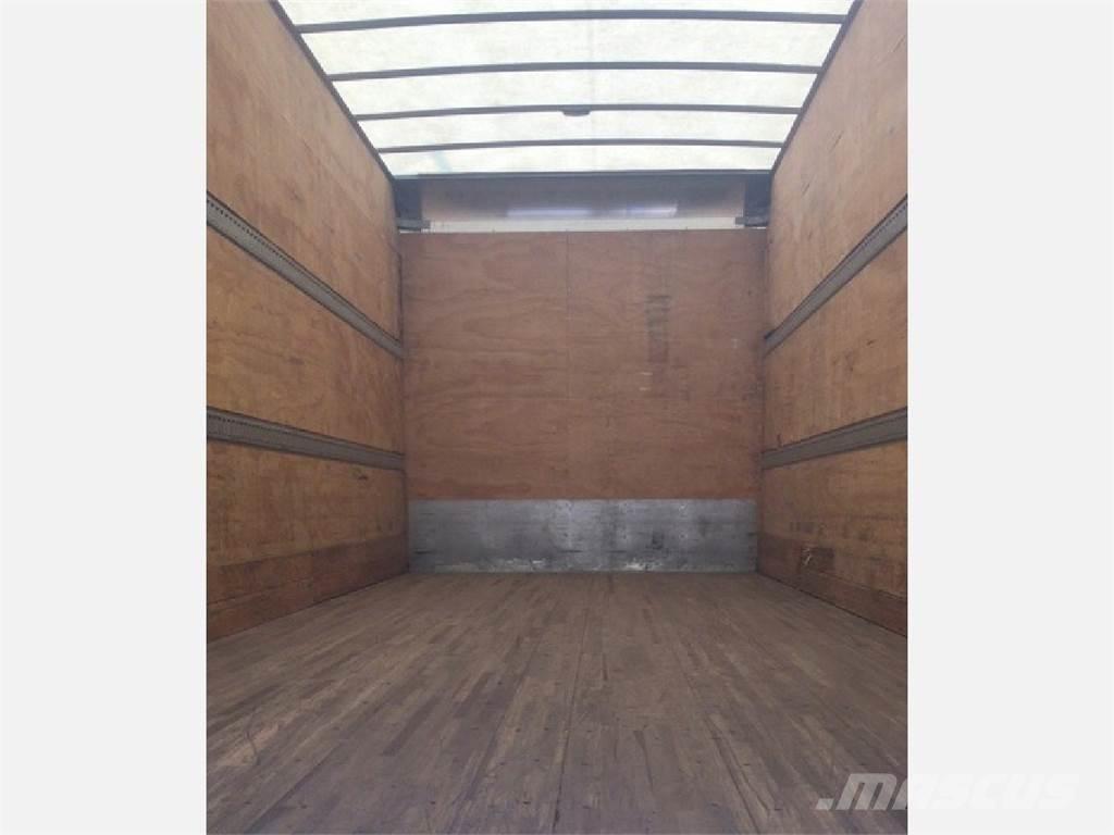 Freightliner M2 Kofferaufbau
