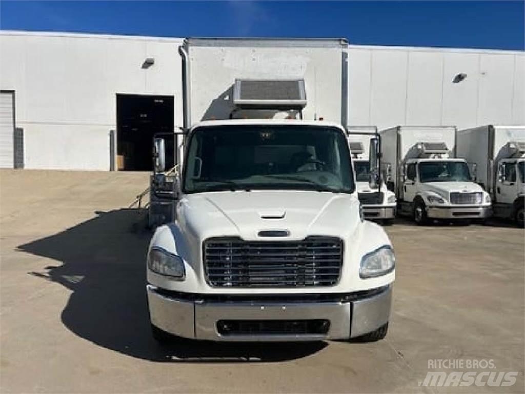 Freightliner M2-106 Kofferaufbau