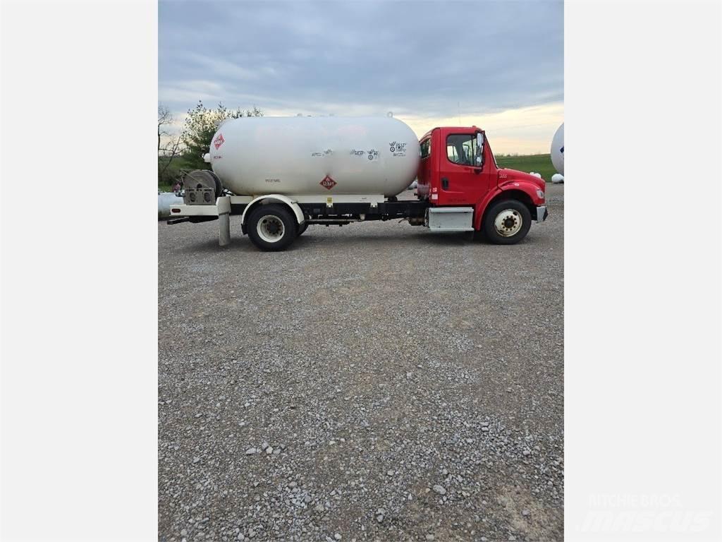 Freightliner M2 106 Andere Fahrzeuge