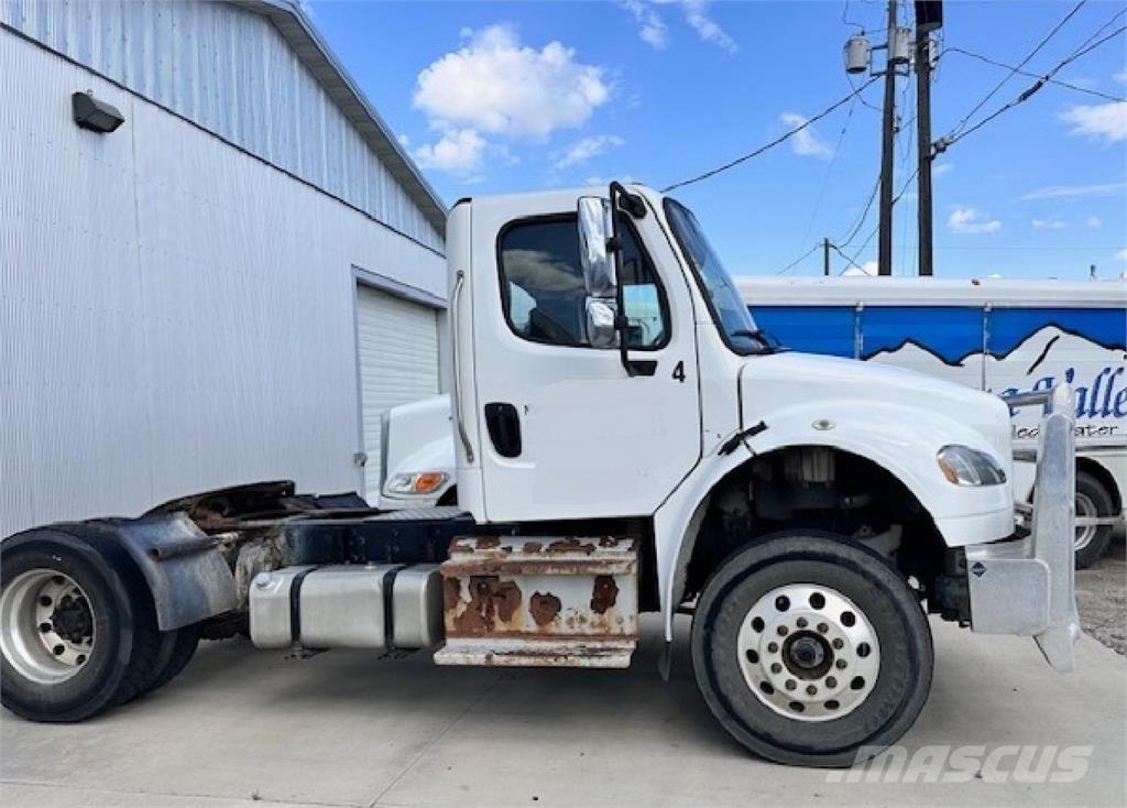 Freightliner M2 106 Sattelzugmaschinen