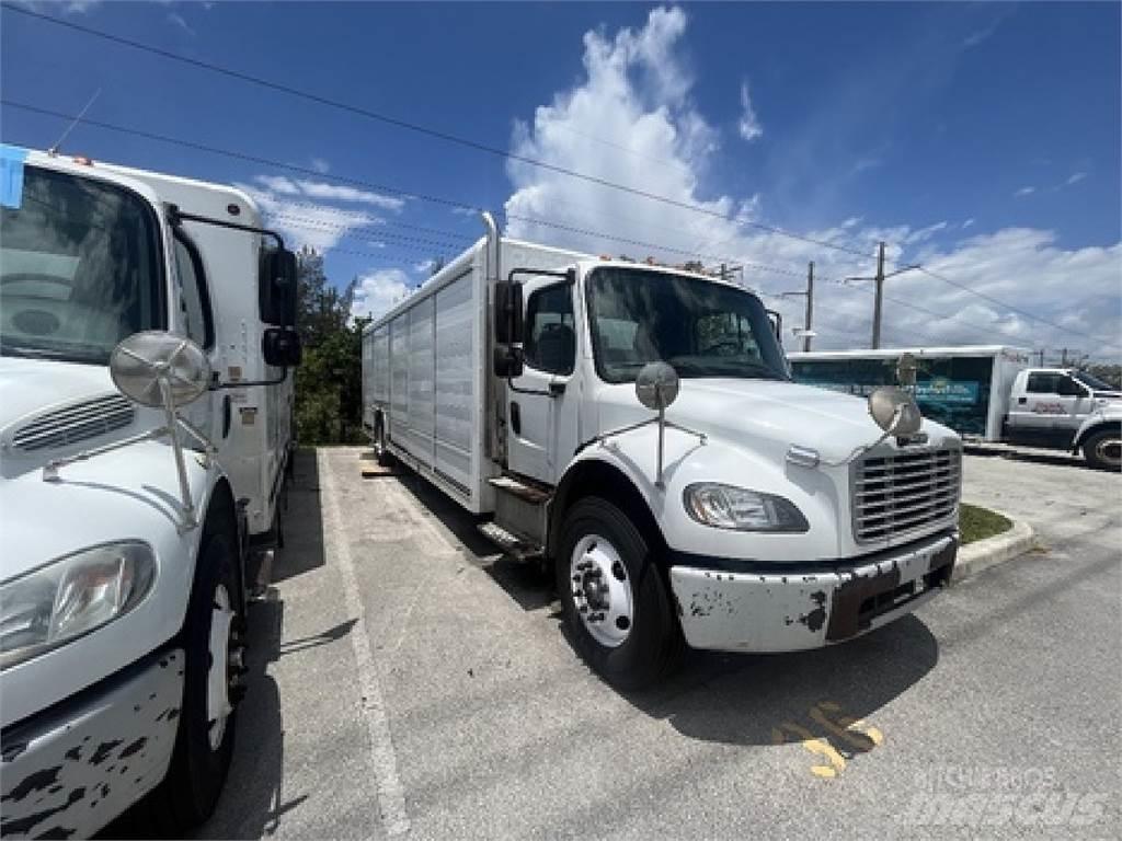 Freightliner M2106 Getränkewagen