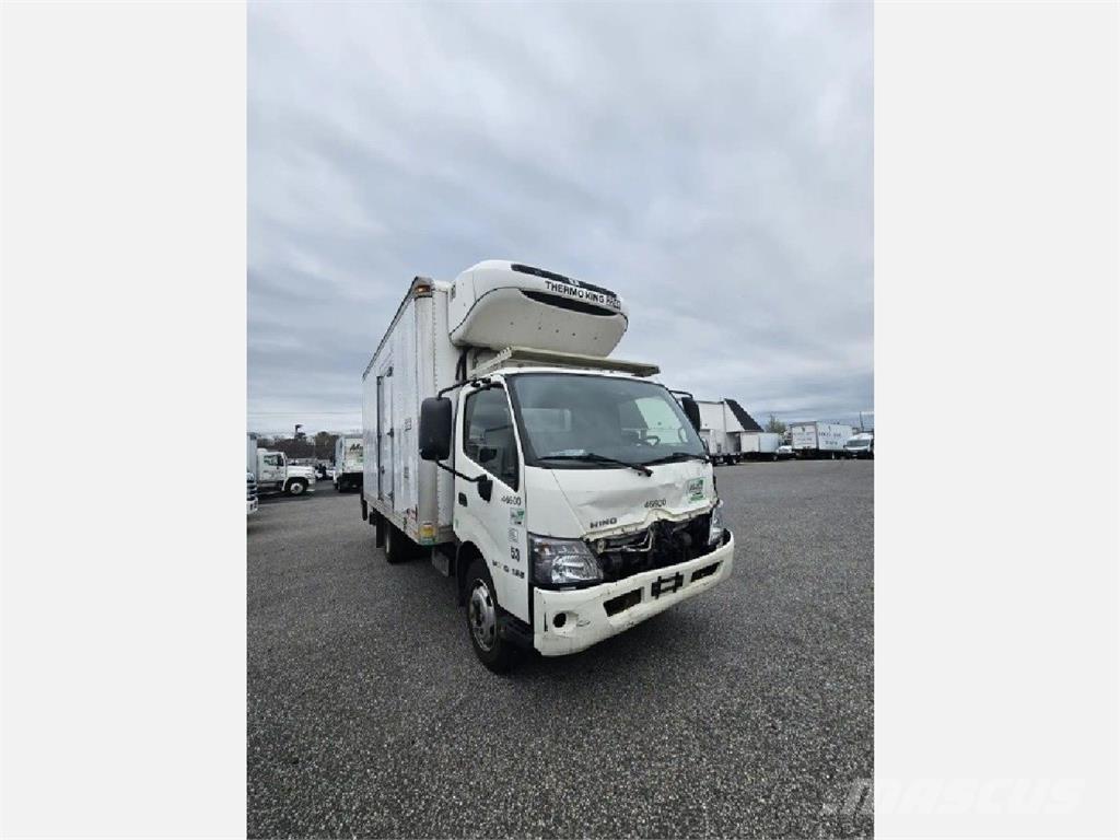 Hino 195 Kühlkoffer