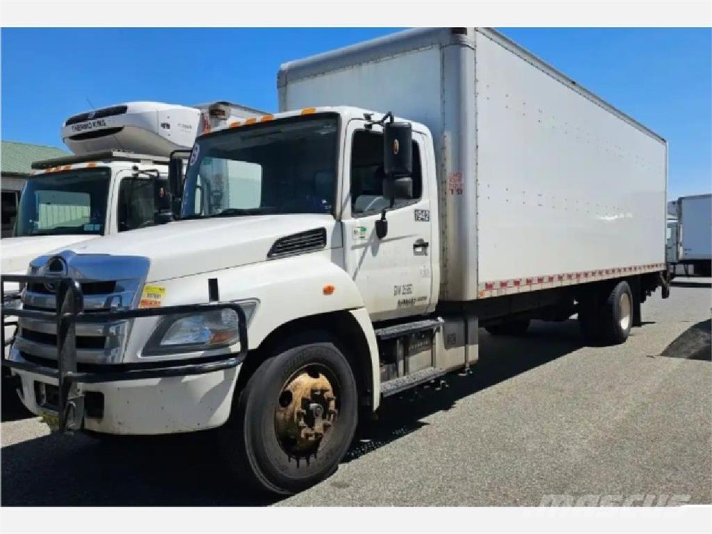 Hino 268 Kofferaufbau