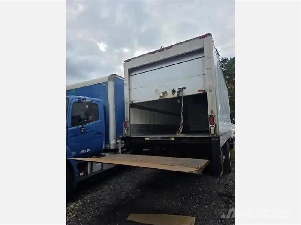 Hino 268 Kühlkoffer