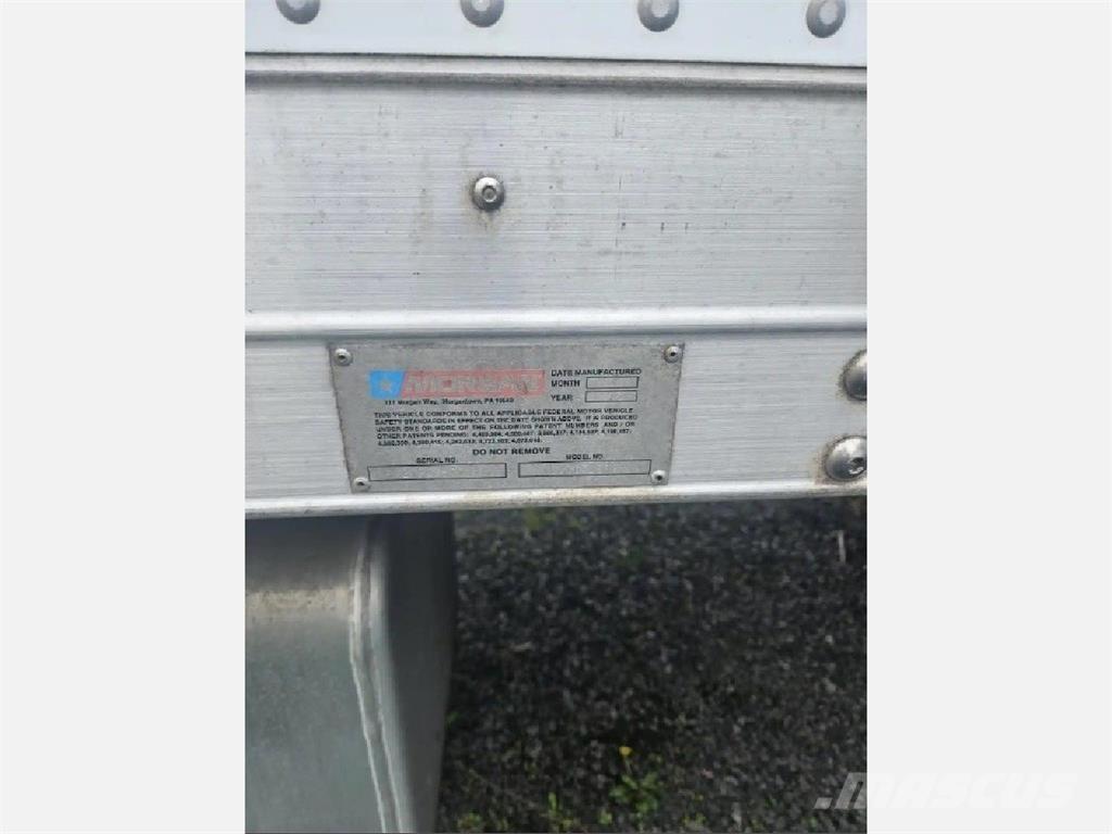 Hino 338 Kofferaufbau