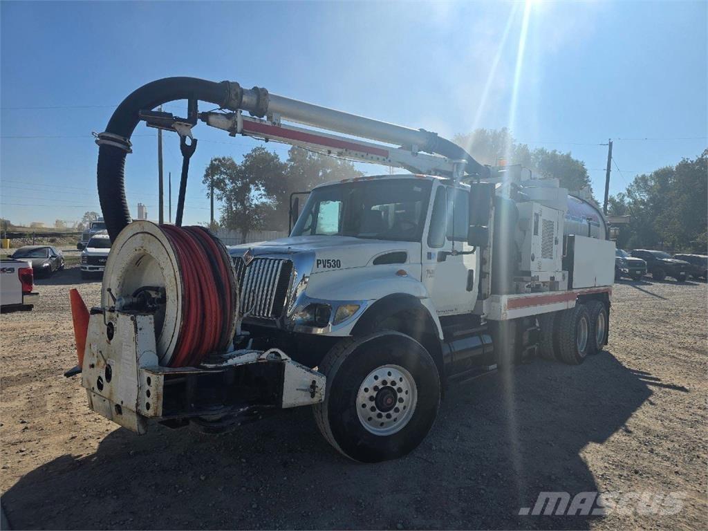 International 4400 Andere Fahrzeuge