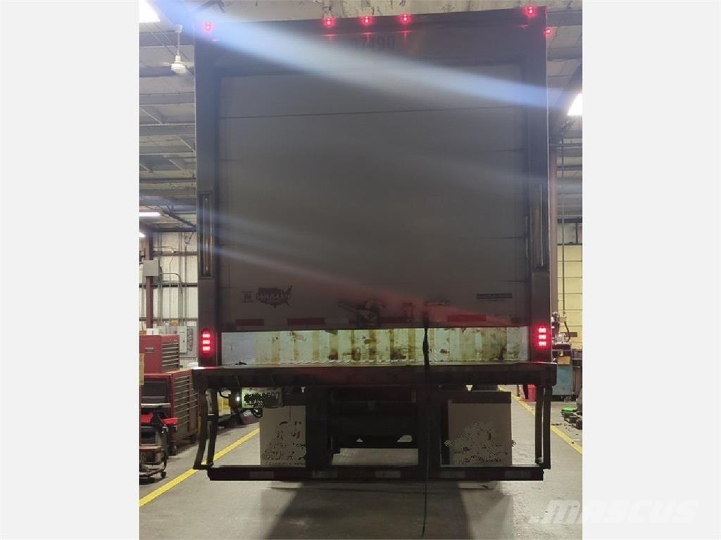 Kenworth T-270 Kühlkoffer