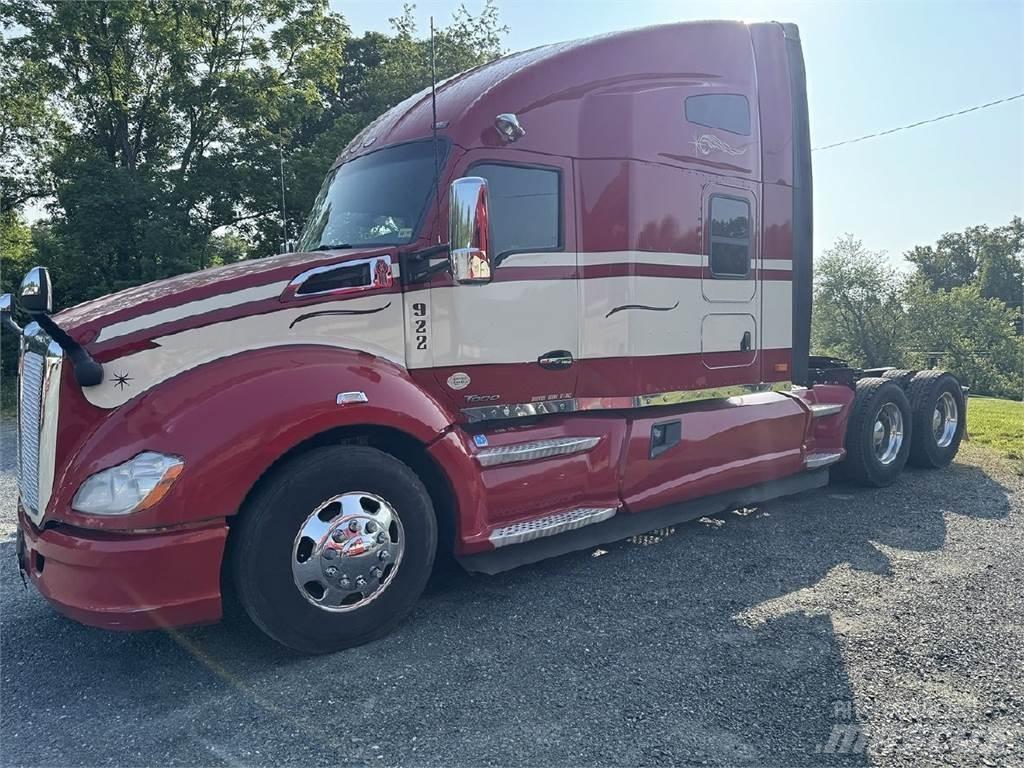 Kenworth T680 Sattelzugmaschinen