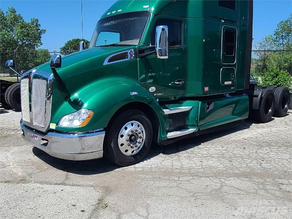 Kenworth T680 Sattelzugmaschinen