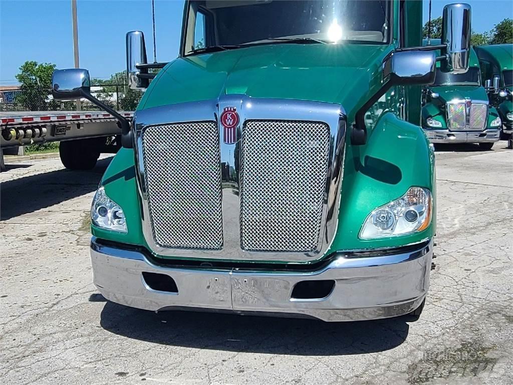 Kenworth T680 Sattelzugmaschinen