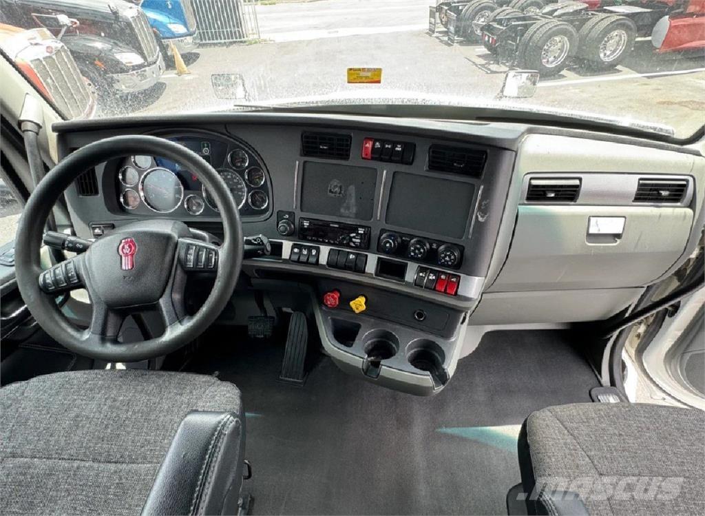 Kenworth T680 Sattelzugmaschinen