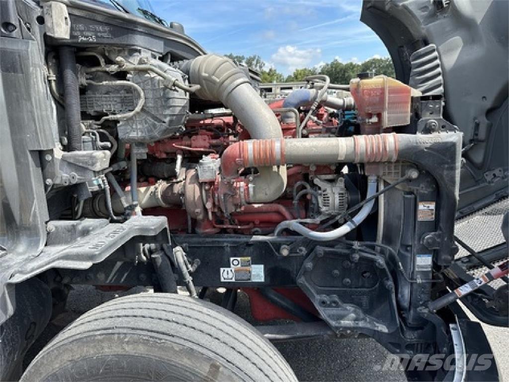 Kenworth T680 Sattelzugmaschinen