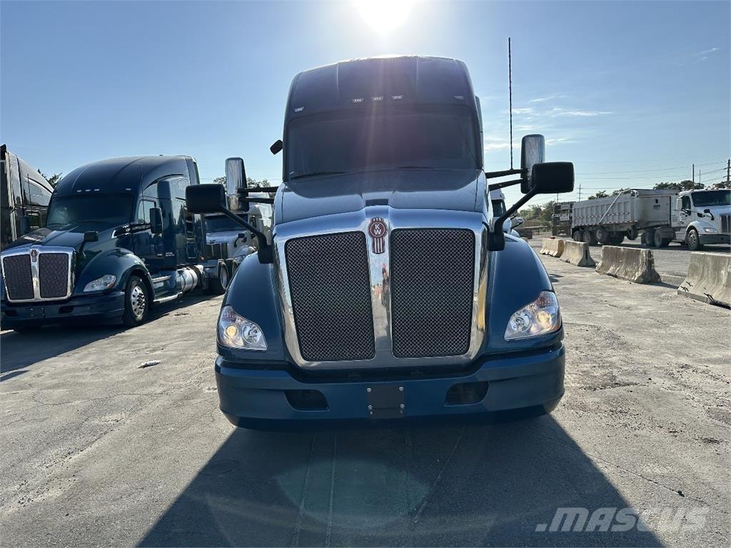 Kenworth T680 Sattelzugmaschinen
