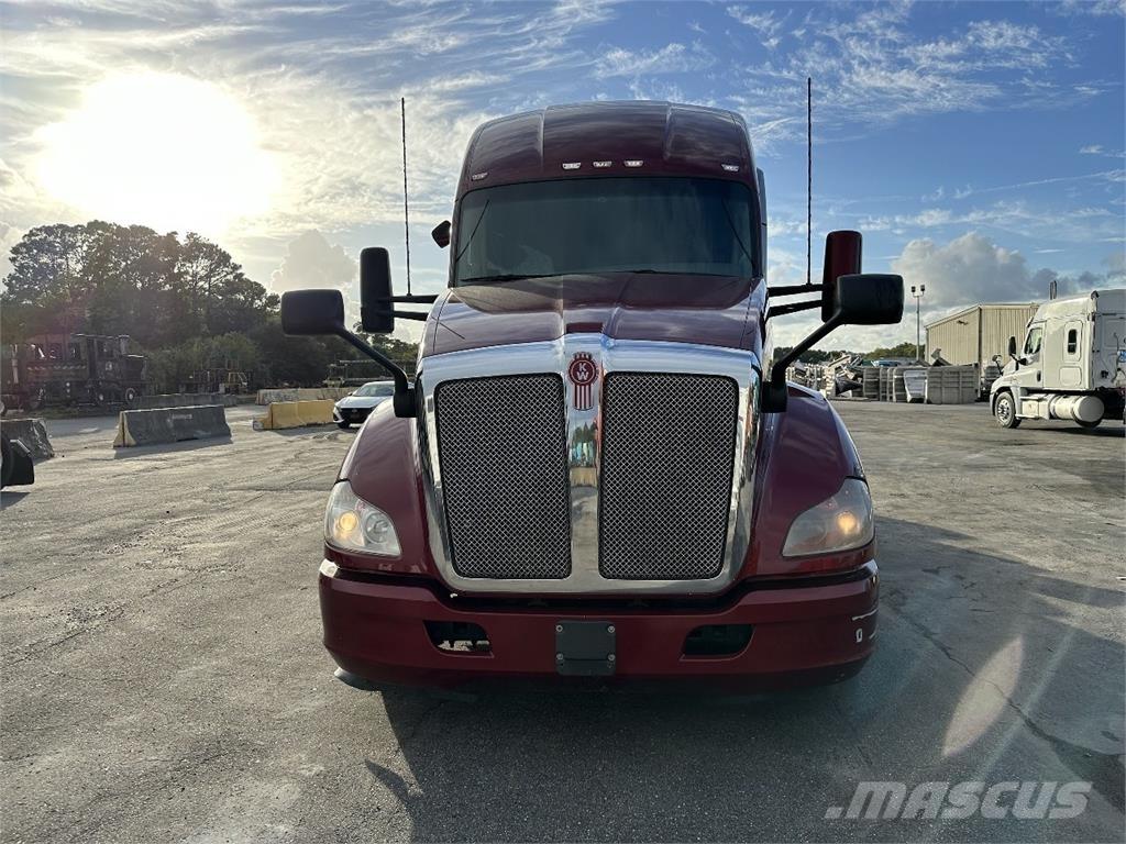 Kenworth T680 Sattelzugmaschinen