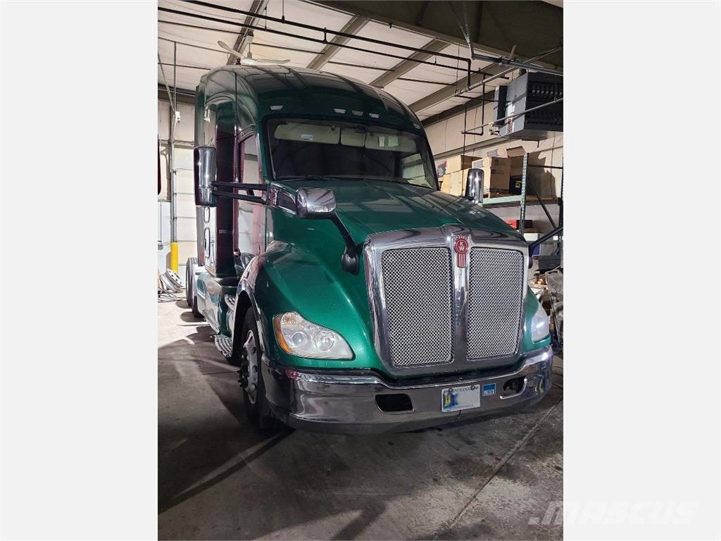 Kenworth T680 Sattelzugmaschinen