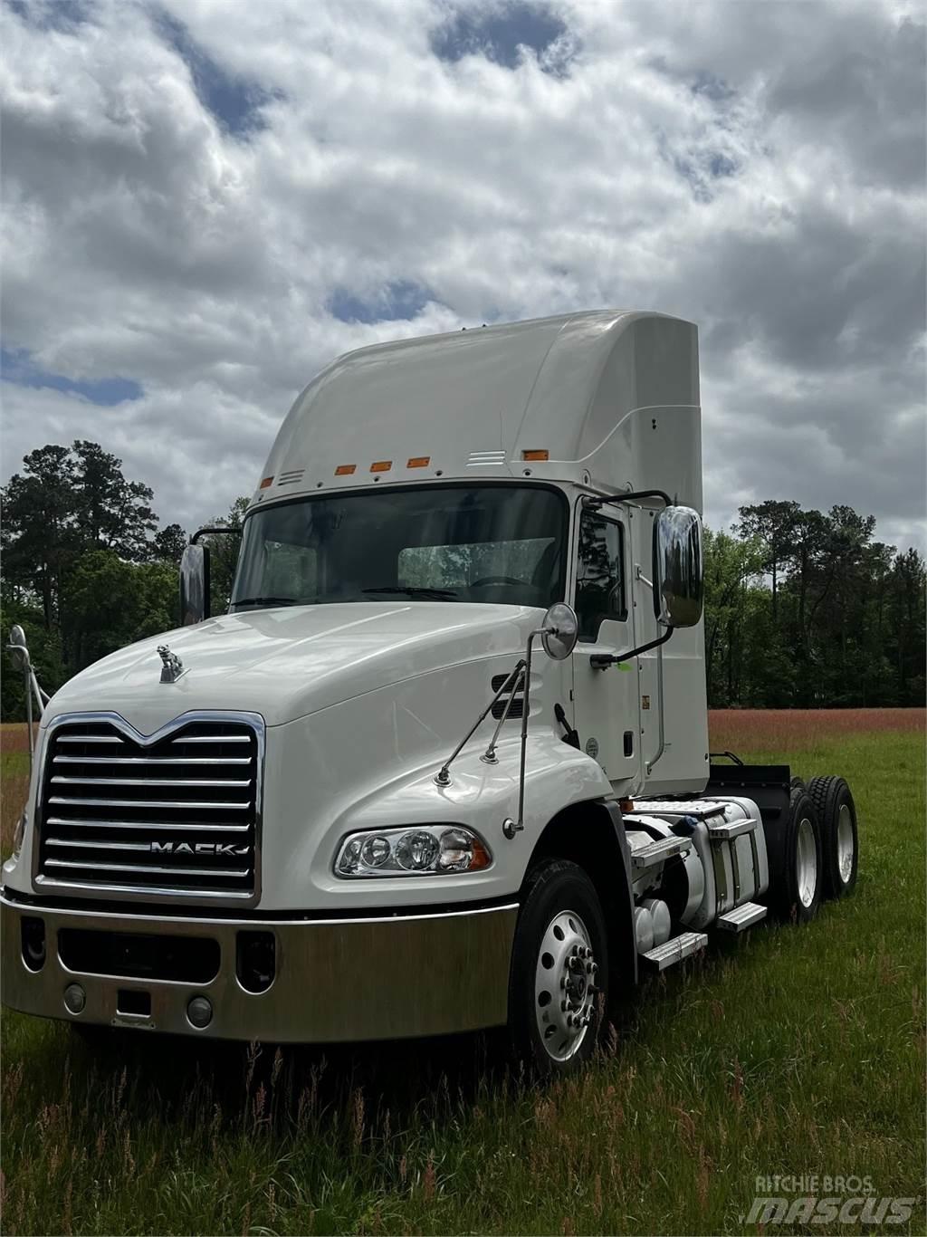 Mack AN64T Sattelzugmaschinen