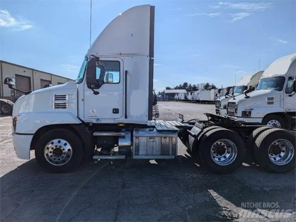 Mack AN64T Sattelzugmaschinen