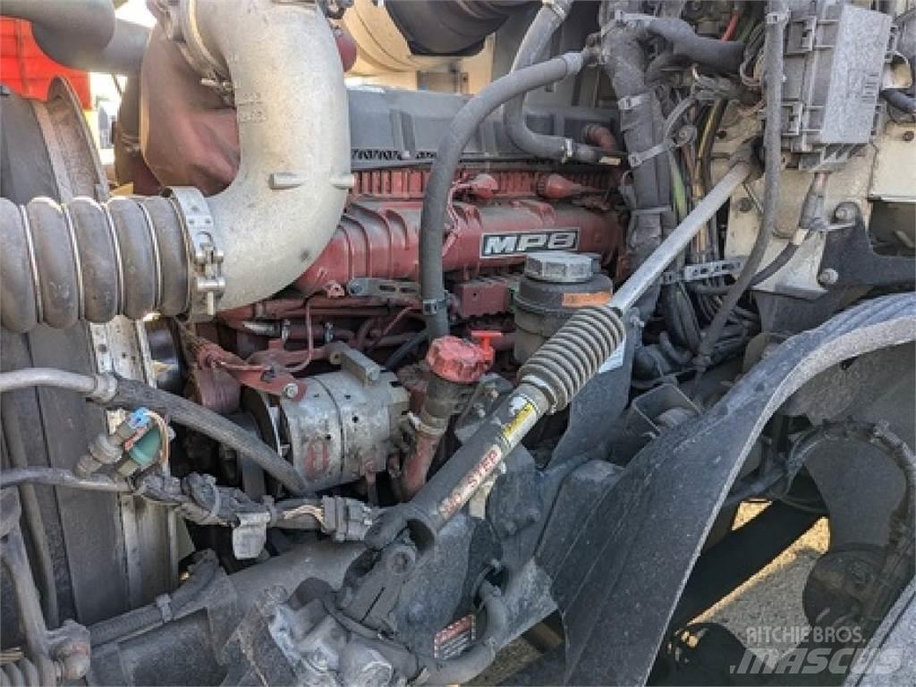 Mack AN64T Sattelzugmaschinen