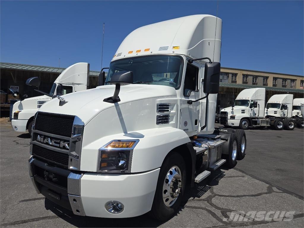 Mack AN64T Sattelzugmaschinen