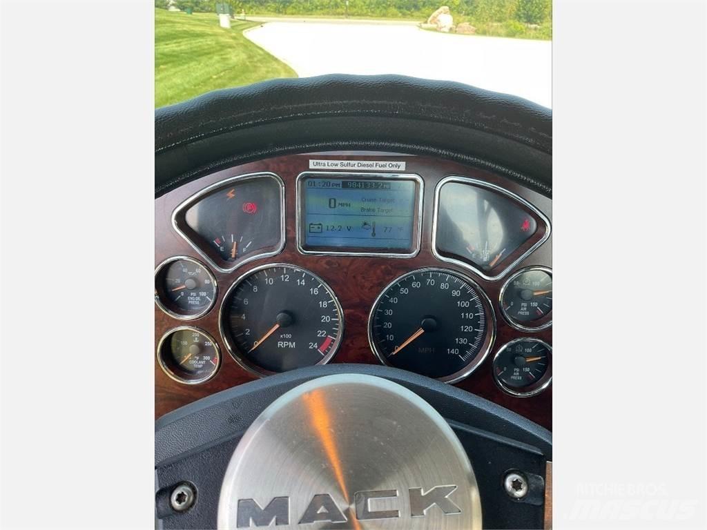 Mack CXU613 Sattelzugmaschinen