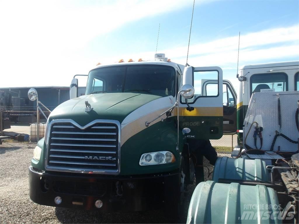 Mack CXU613 Sattelzugmaschinen