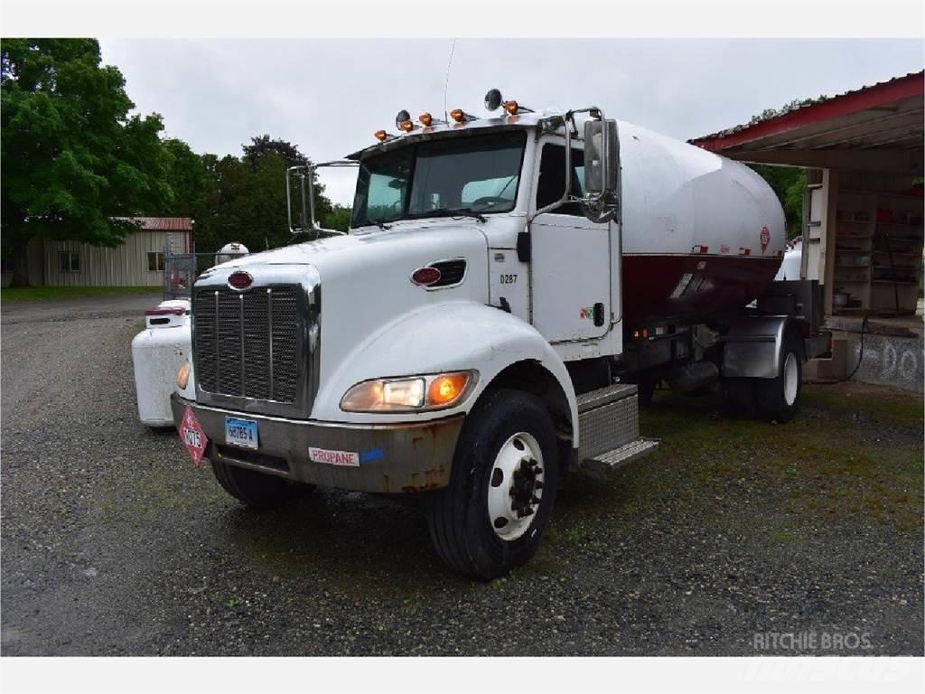 Peterbilt 335 Andere Fahrzeuge