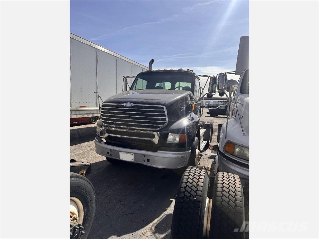 Sterling A9500 Sattelzugmaschinen