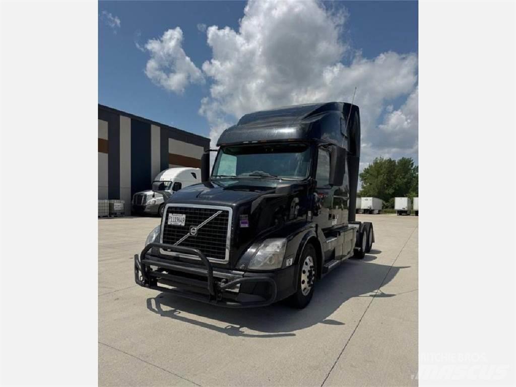 Volvo VNL 760 Sattelzugmaschinen