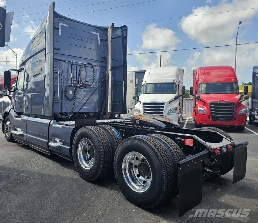 Volvo VNL64T760 Sattelzugmaschinen