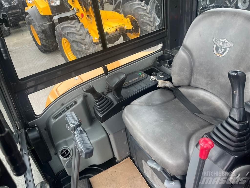 CASE CE CX30C Raupenbagger