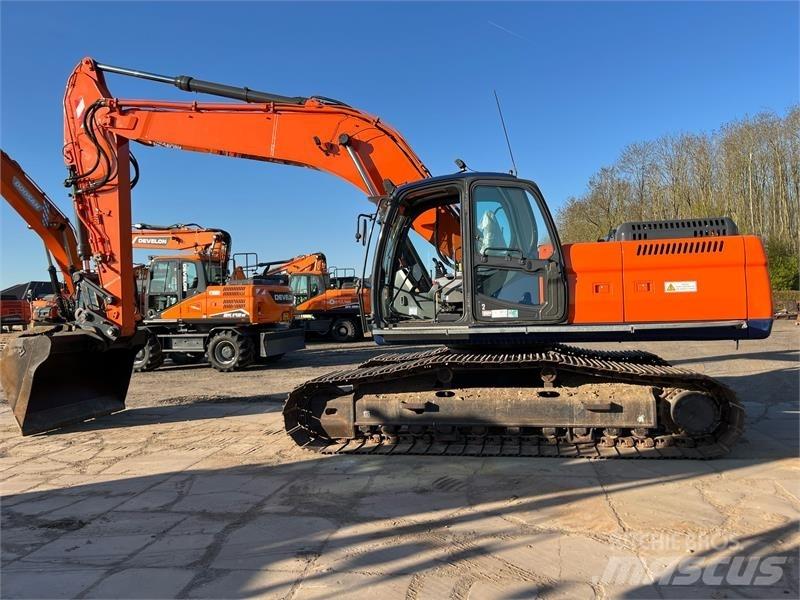 Doosan DX255LC Raupenbagger