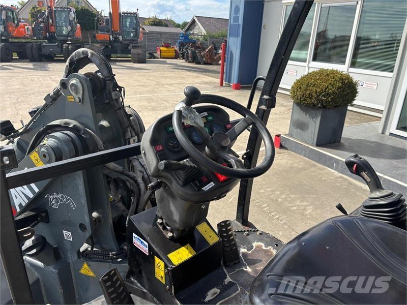 GiANT V6004T Radlader