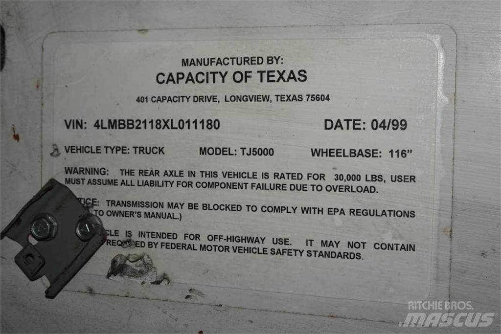 Capacity TJ5000 Terminalzugmaschinen