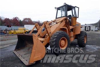 CASE W24B Radlader