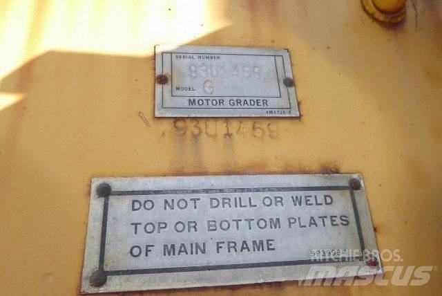 CAT 16G Grader