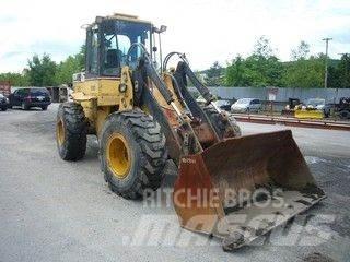 CAT IT28F Radlader