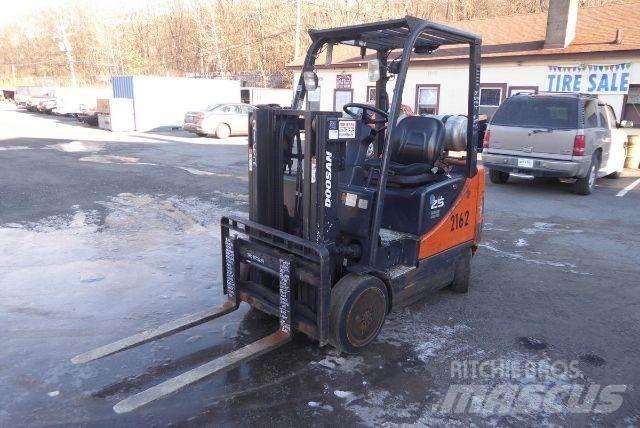 Doosan GC25P-5 Andere Gabelstapler