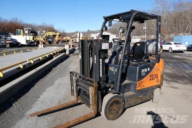 Doosan GC25P-5 Andere Gabelstapler