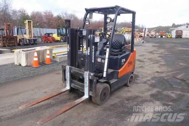 Doosan GC25P-5 Andere Gabelstapler