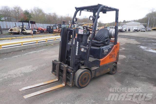 Doosan GC25P-5 Andere Gabelstapler
