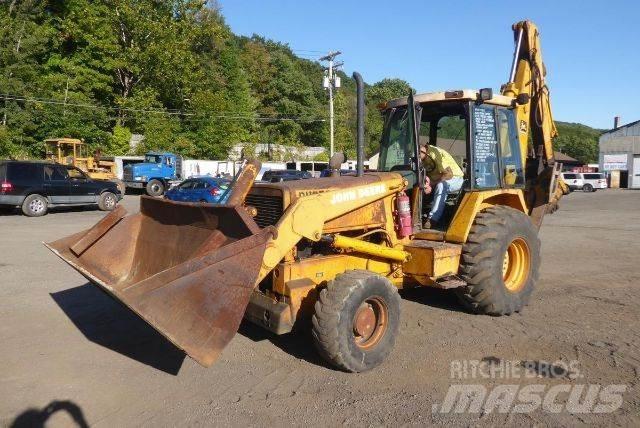 John Deere 710B Baggerlader