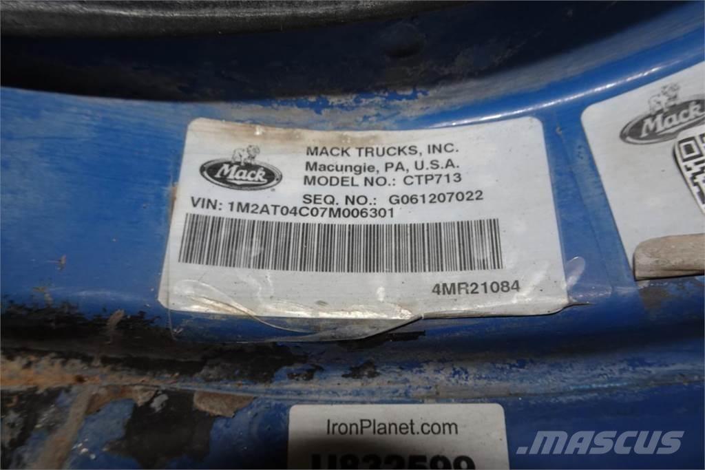 Mack CTP713 Betonmischer