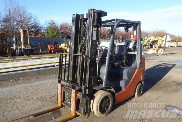 Toyota 8FGCU25 Andere Gabelstapler