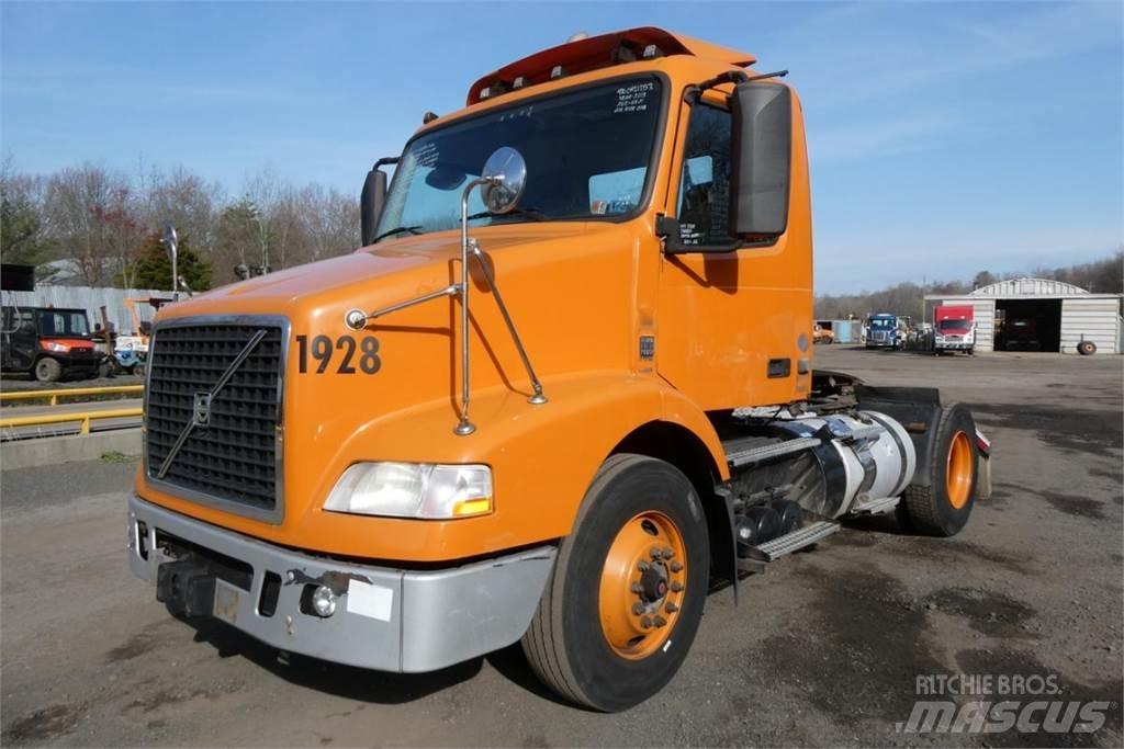 Volvo VNM42T Wechselfahrgestell