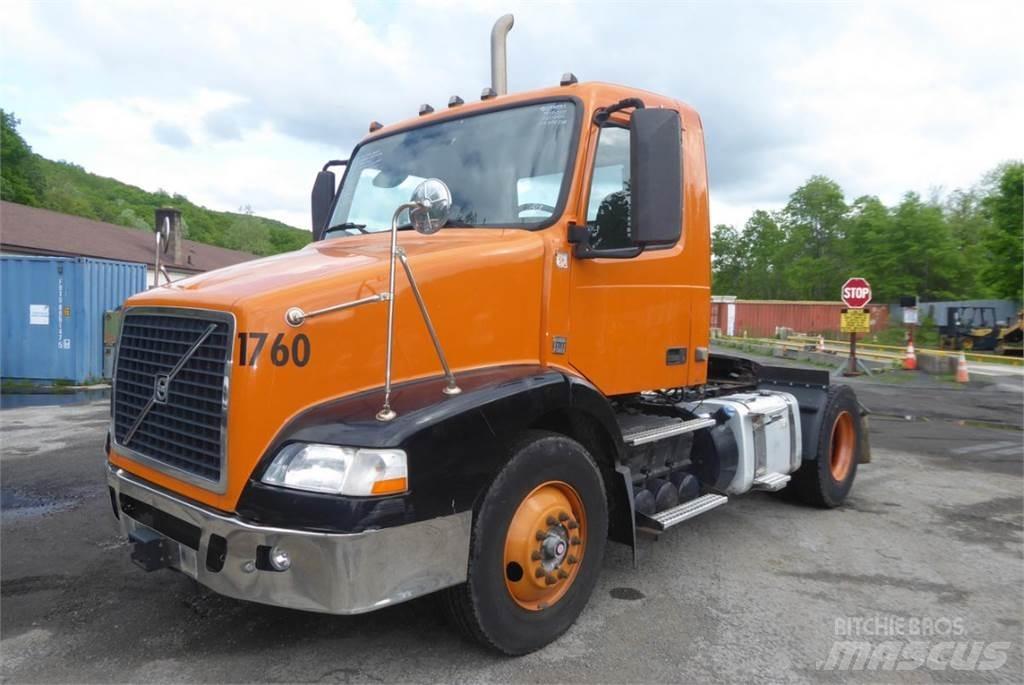 Volvo VNM42T Wechselfahrgestell