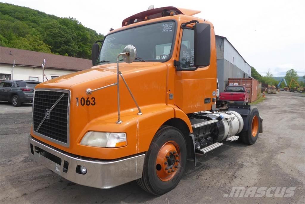 Volvo VNM42T Wechselfahrgestell