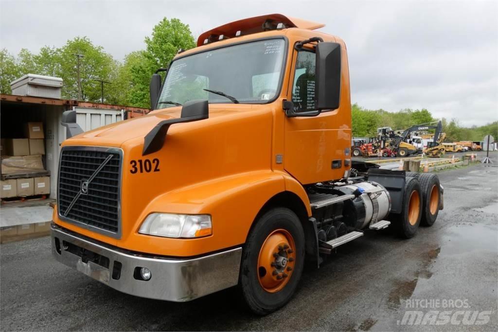 Volvo VNM64T Wechselfahrgestell