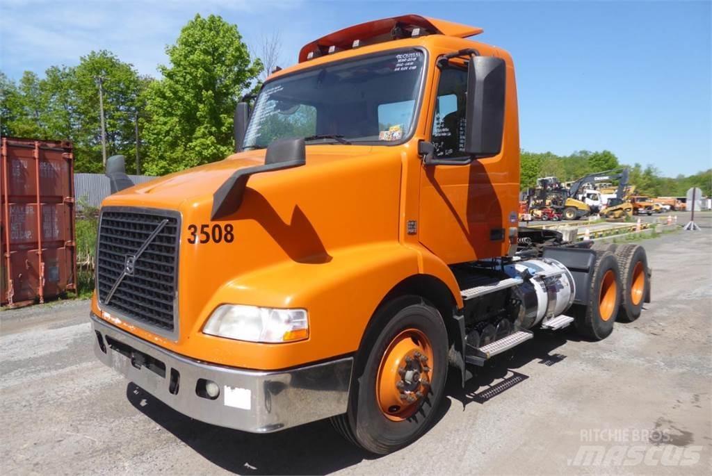 Volvo VNM64T Wechselfahrgestell