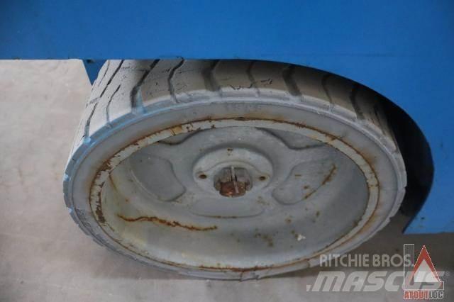 Genie GS-2046 Gelenkteleskoparbeitsbühnen
