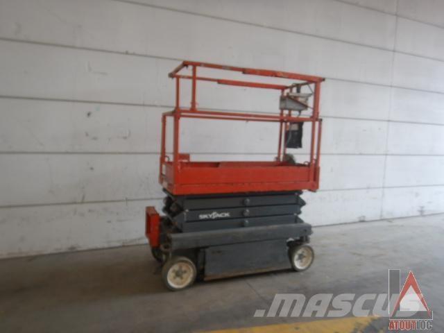 SkyJack SJ3219 Gelenkteleskoparbeitsbühnen